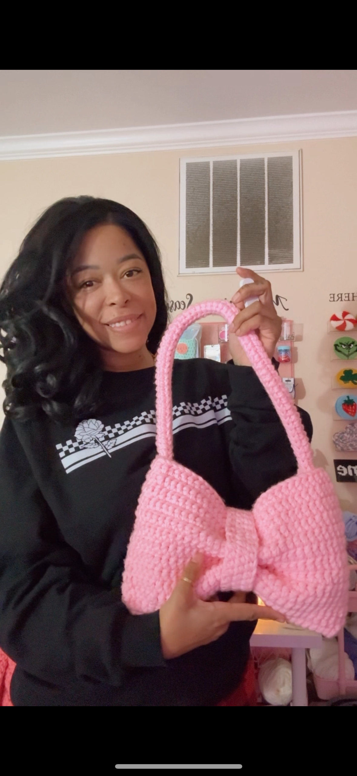 PiNKx Crochet Bow Bag Purse - pattern by Biyabimi on YT