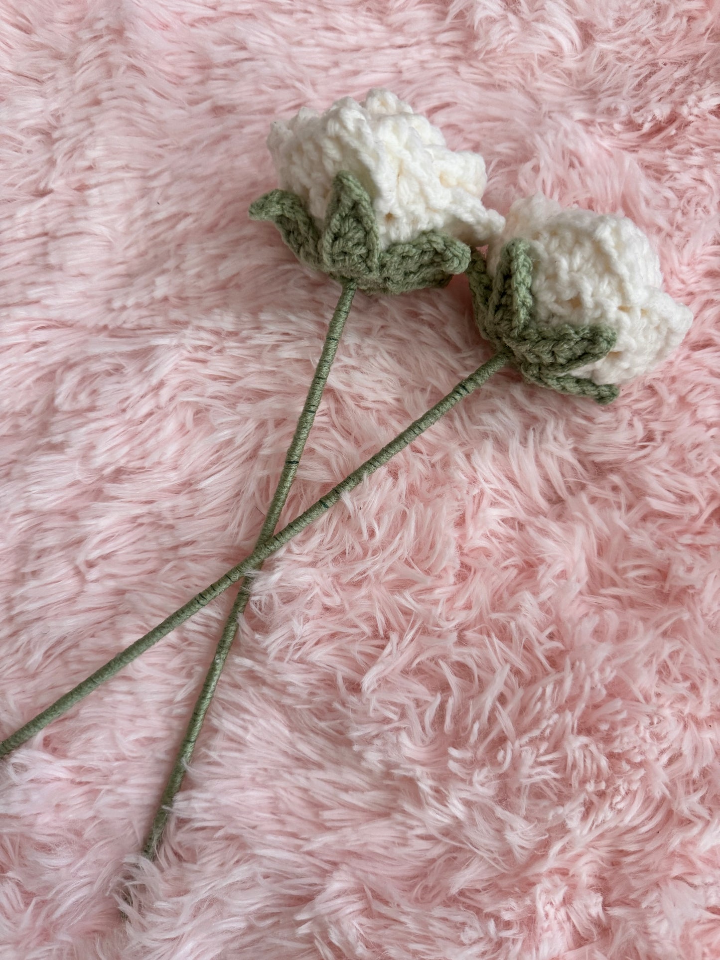 PiNKx Crochet Single Roses (sold in eaches)